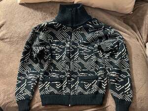 Vintage & Cozy Full-Zip Navy & White Geometric Knit Cardigan